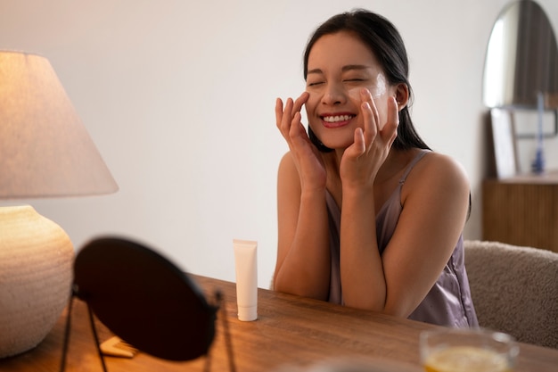 **6 Proven Ways to Keep Your Skin Radiant and Youthful**